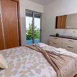Apartment Rosas Vista Baia Do