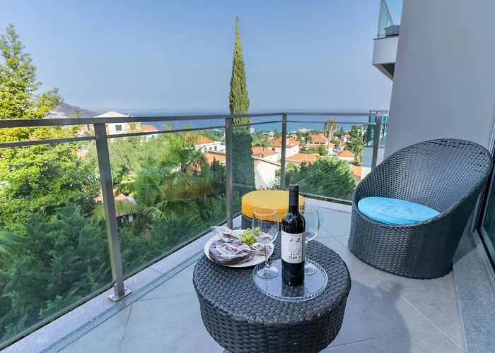 Rosas Vista Baia Do *