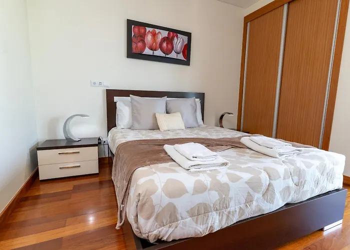 Rosas Vista Baia Do * Funchal (Madeira)