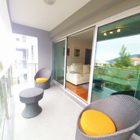 Rosas Vista Baia Do Apartament Funchal (Madeira)